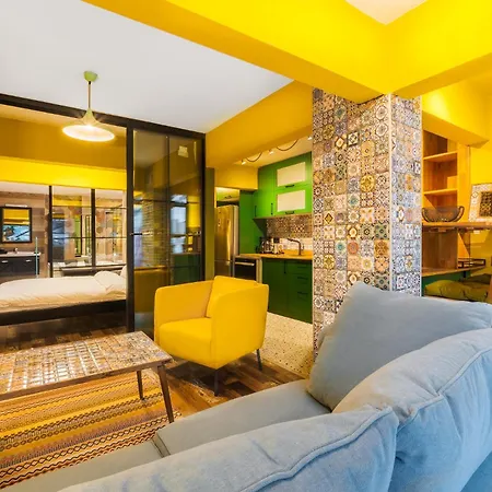 Flat W Jacuzzi And Backyard 6 Min To Kadikoy Coast Istanbul