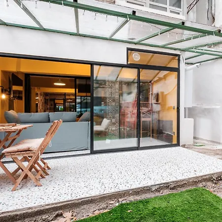 Apartment Flat W Jacuzzi And Backyard 6 Min To Kadikoy Coast *